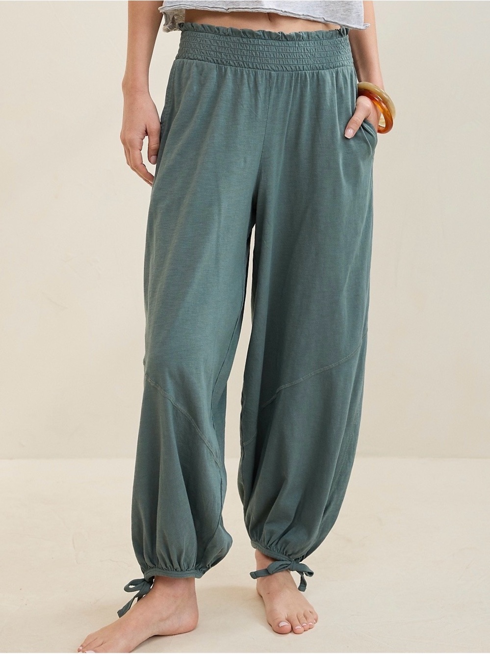 NEW AERIE happiest joggers Relaxed Drawstring Hem Wide-Leg Pants - Green size xs